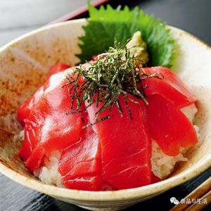 简单粗暴的日本美食——金枪鱼盖饭