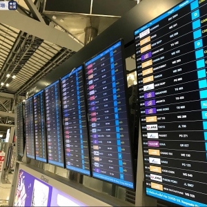 首批持泰国旅游特别签证中国游客抵曼谷，最长可停留270天